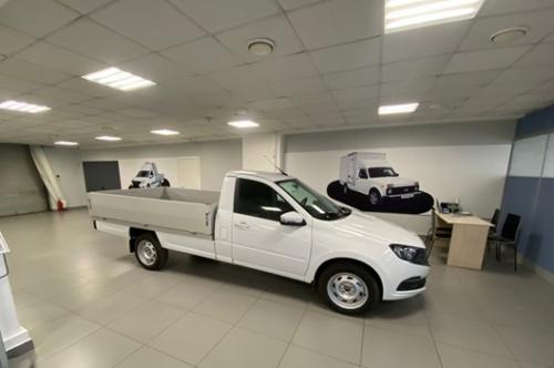 Купить коммерческий транспорт — бортовая Lada Granta